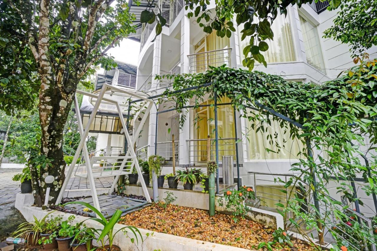Hotel Oyo Flagship 81260 Star Lights Munnar Esterno foto