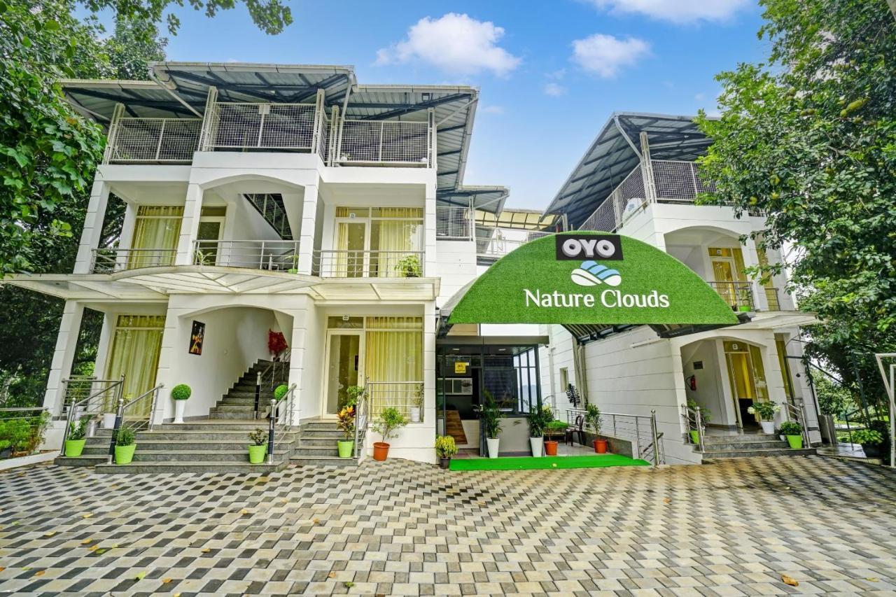 Hotel Oyo Flagship 81260 Star Lights Munnar Esterno foto