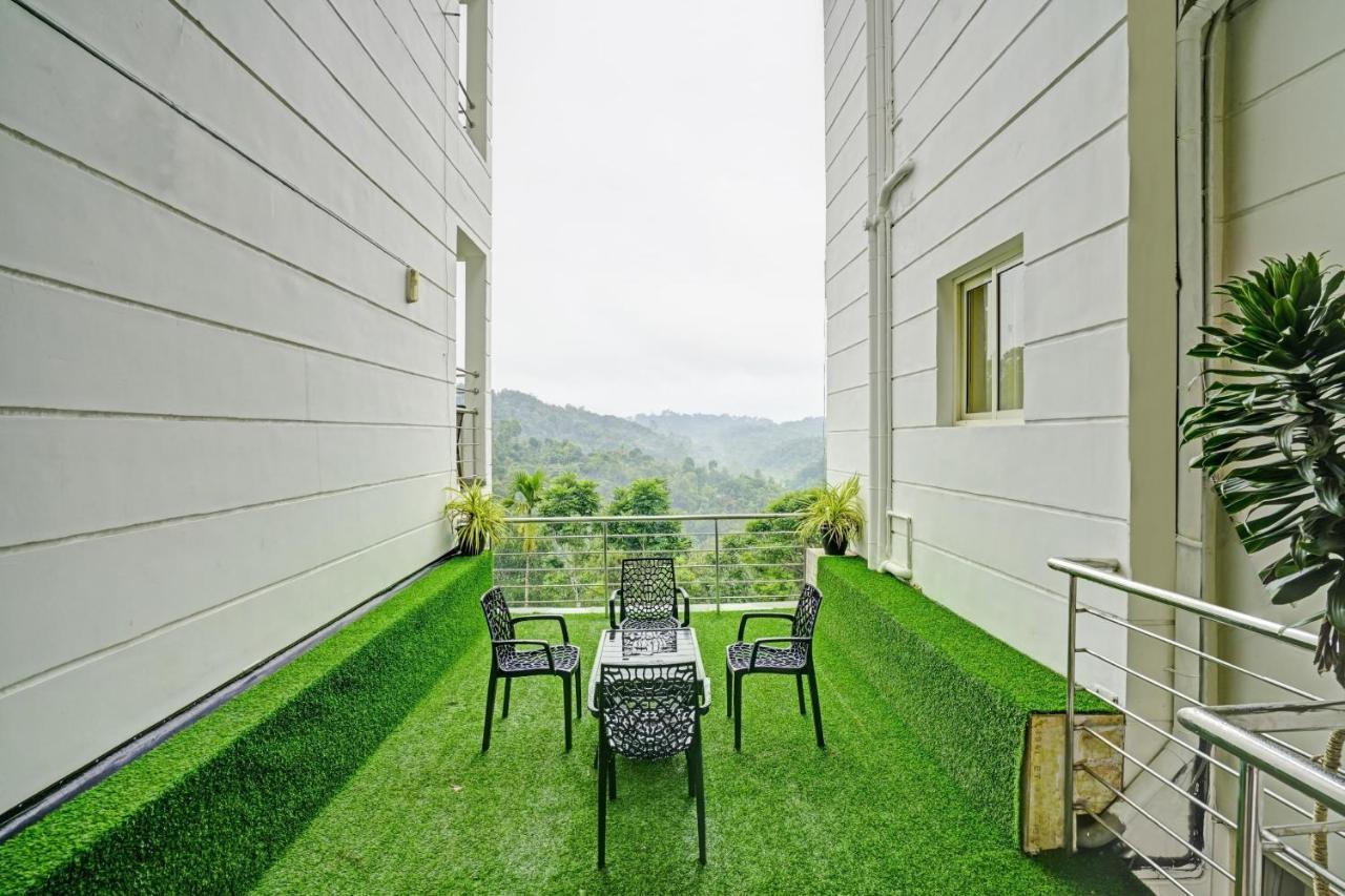 Hotel Oyo Flagship 81260 Star Lights Munnar Esterno foto
