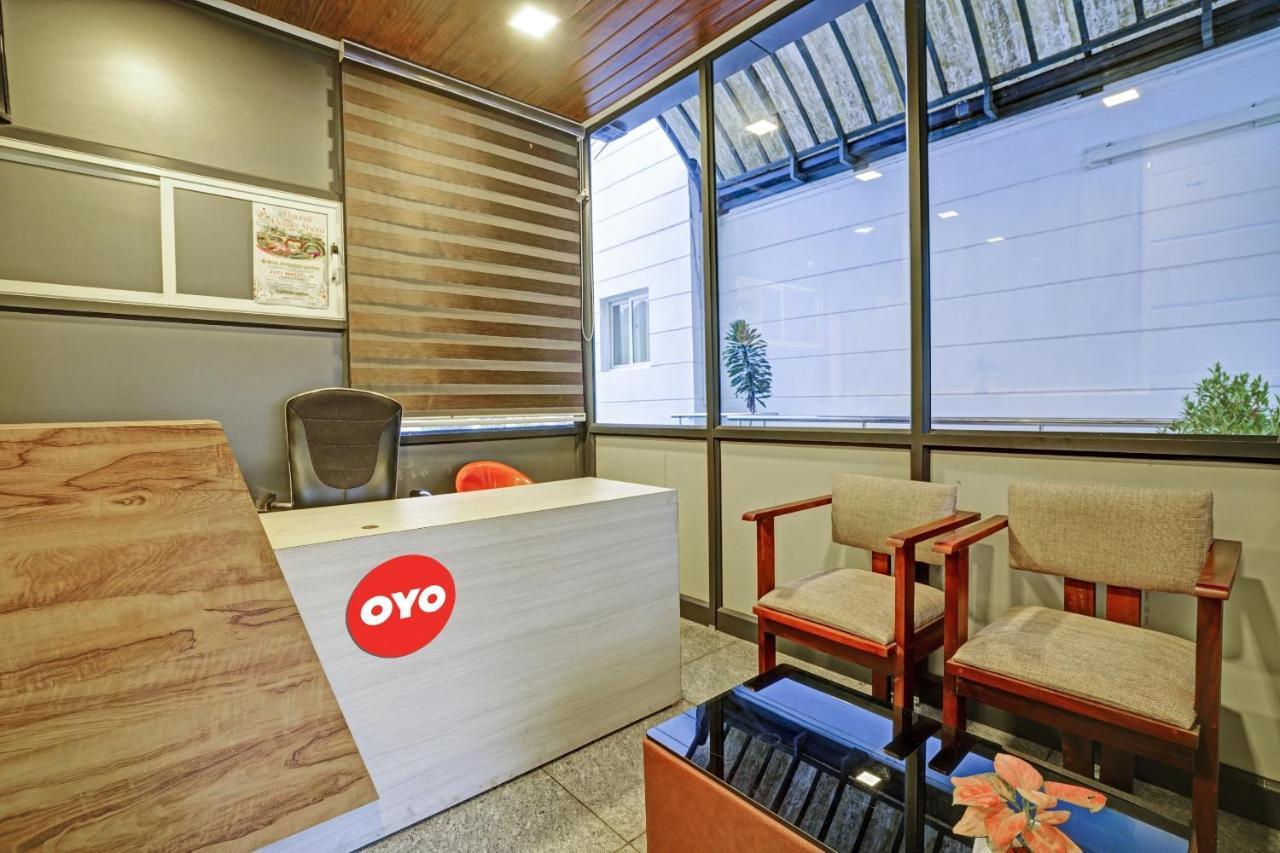 Hotel Oyo Flagship 81260 Star Lights Munnar Esterno foto