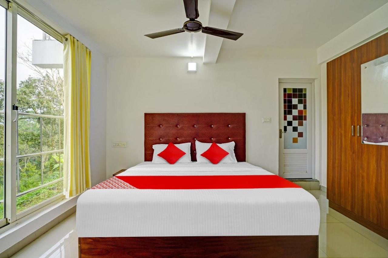 Hotel Oyo Flagship 81260 Star Lights Munnar Esterno foto